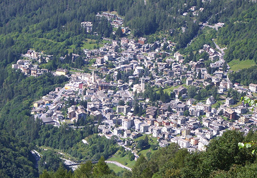 CHIESA_VALMALENCO_-_panoramioweb
